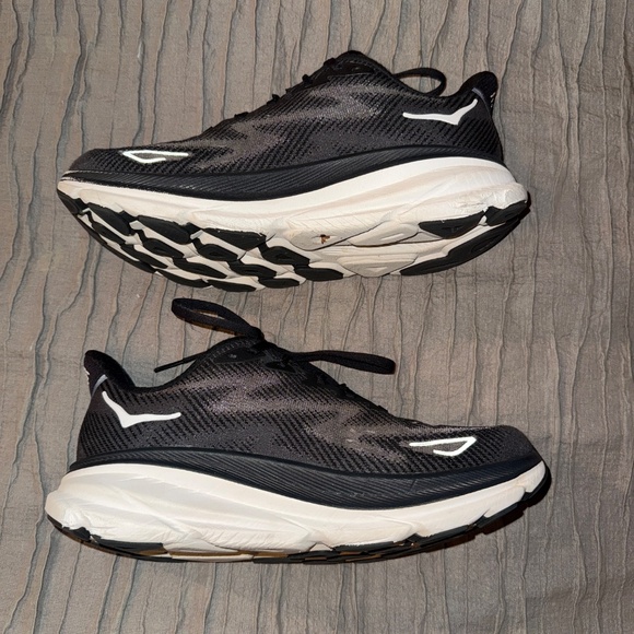Hoka Women's Clifton Running shoes - size 8.5 - Picture 2 of 10